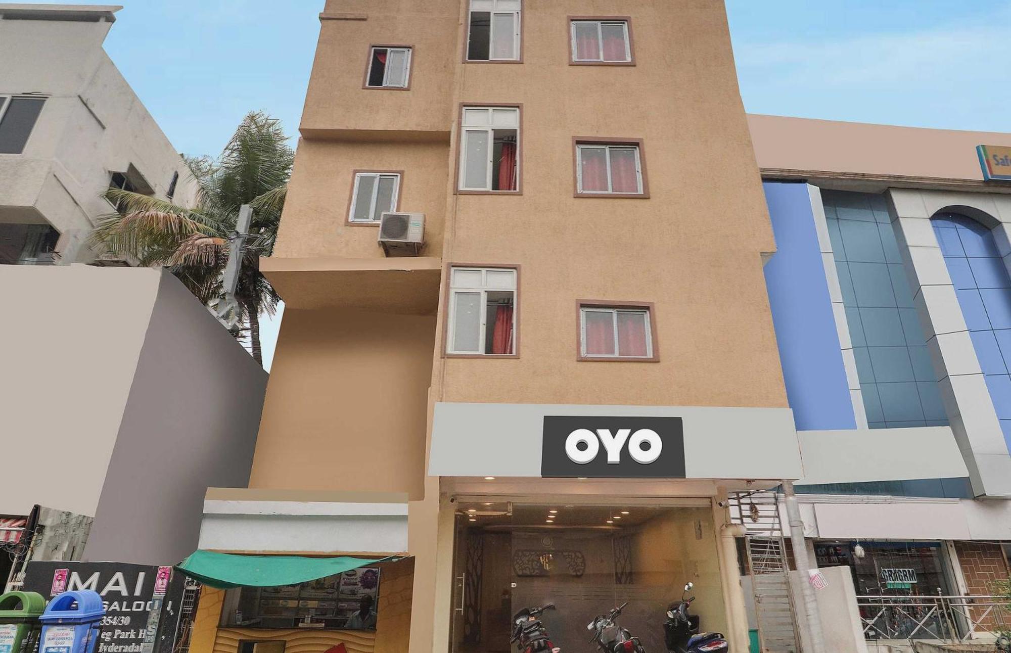 Hotel Live On New Code Hyd2070 Hyderabad Exterior foto